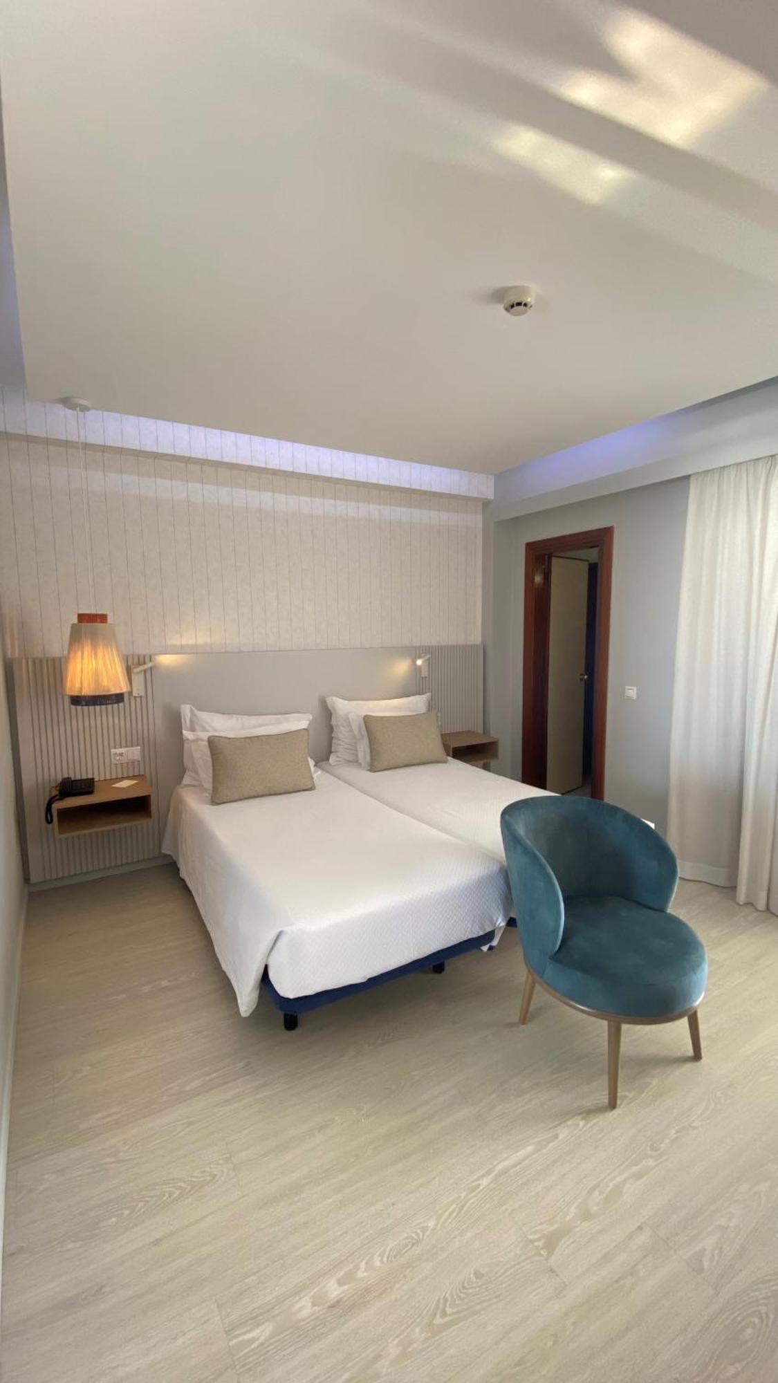 Alisios Hotel Albufeira Exterior photo
